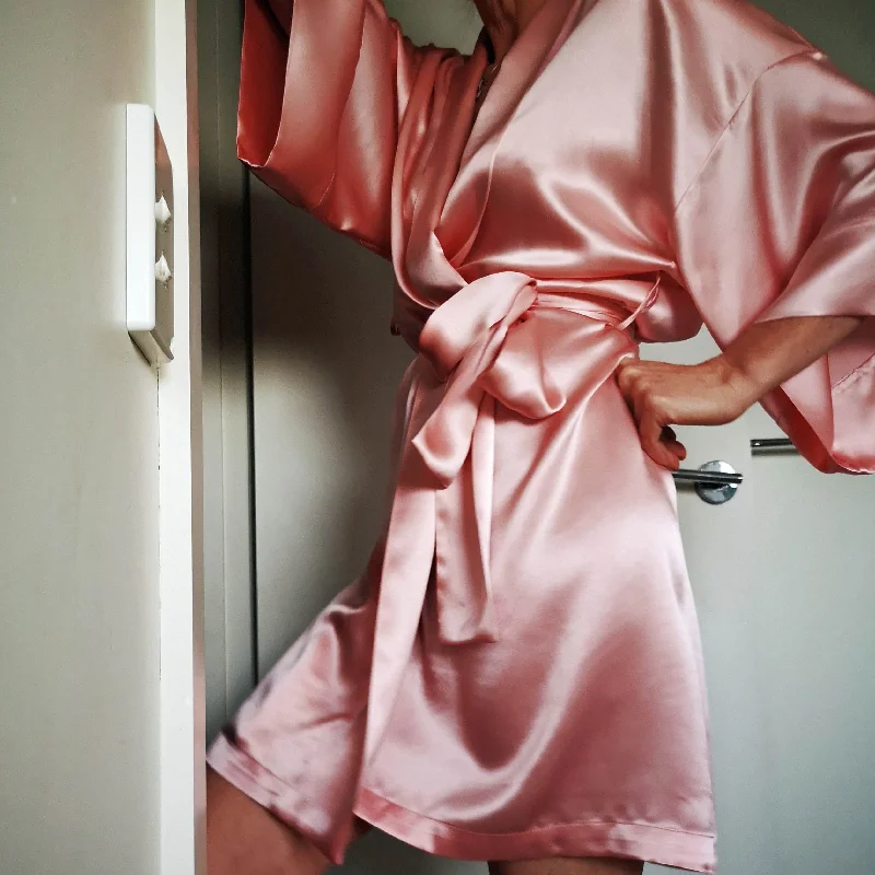 Silk Robe Mid-Thigh - Powder Pink